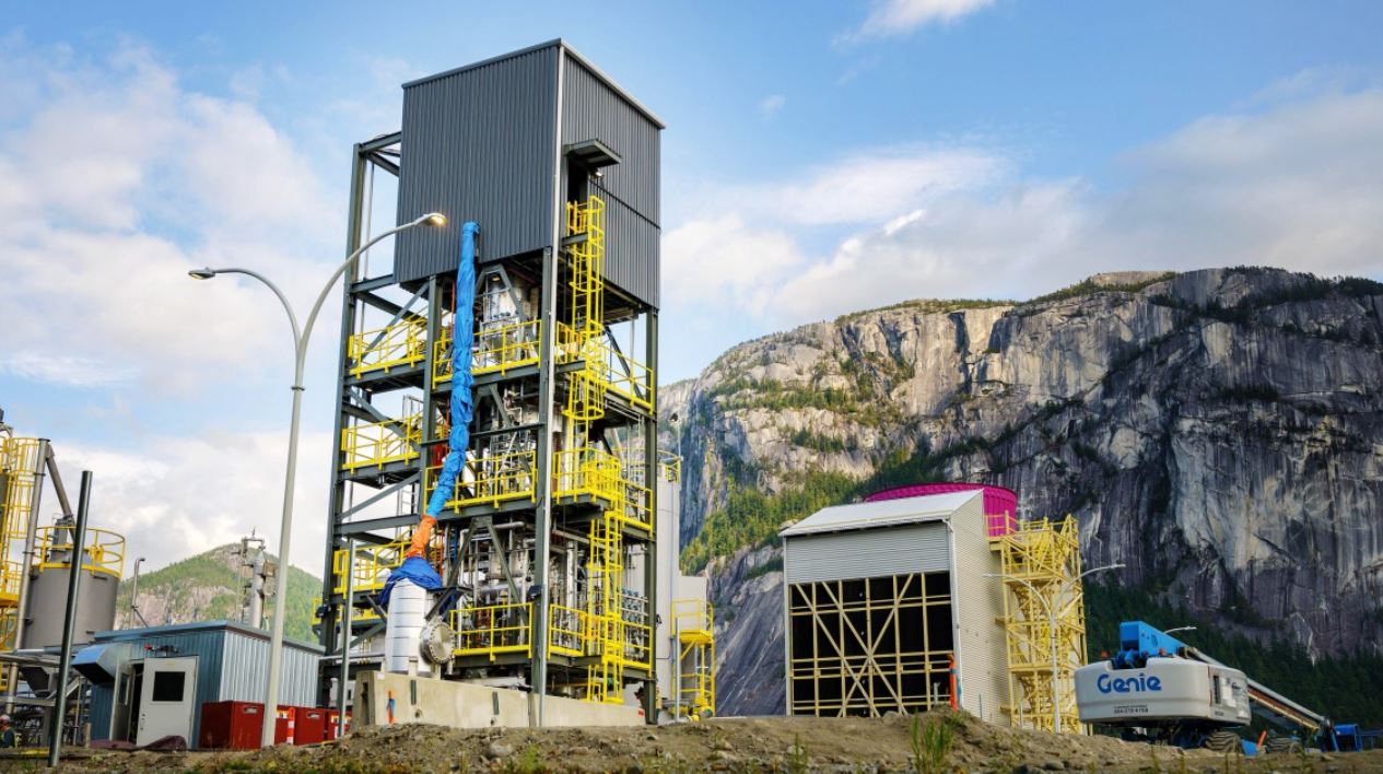 Planta de captura directa de aire de Carbon Engineering en Squamish (Canadá) / ALAMY