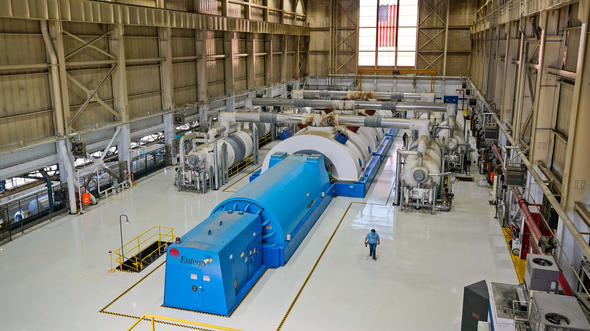 Un turbogenerador en el Centro Energético de Indian Point de 2021